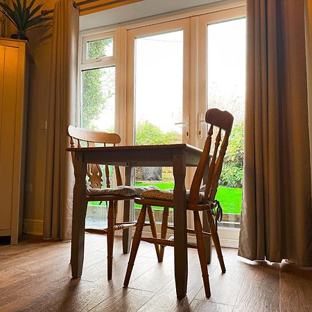 Beautiful Cotswold Couples Retreat Villa Bourton-on-the-Water Dış mekan fotoğraf