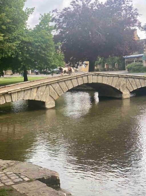 Beautiful Cotswold Couples Retreat Villa Bourton-on-the-Water Dış mekan fotoğraf